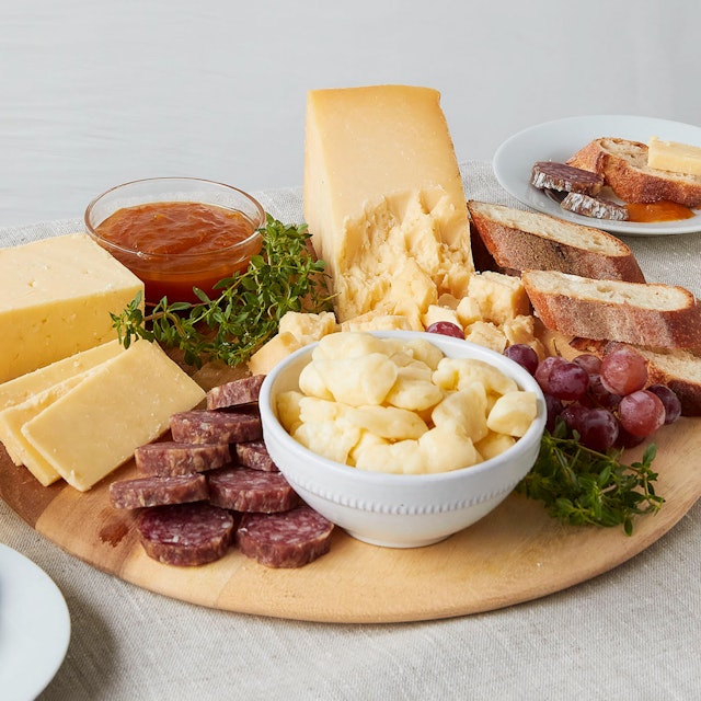 Cheddar Lover's Collection – top cheddars & perfect pairings