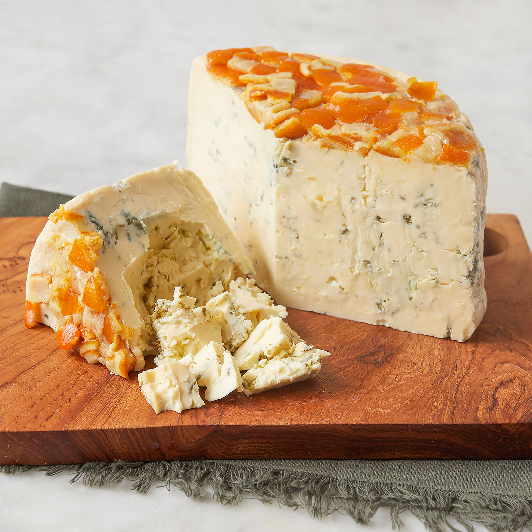 Fior d'Arancio – a sweet, wine-soaked Italian blue | Murray's Cheese