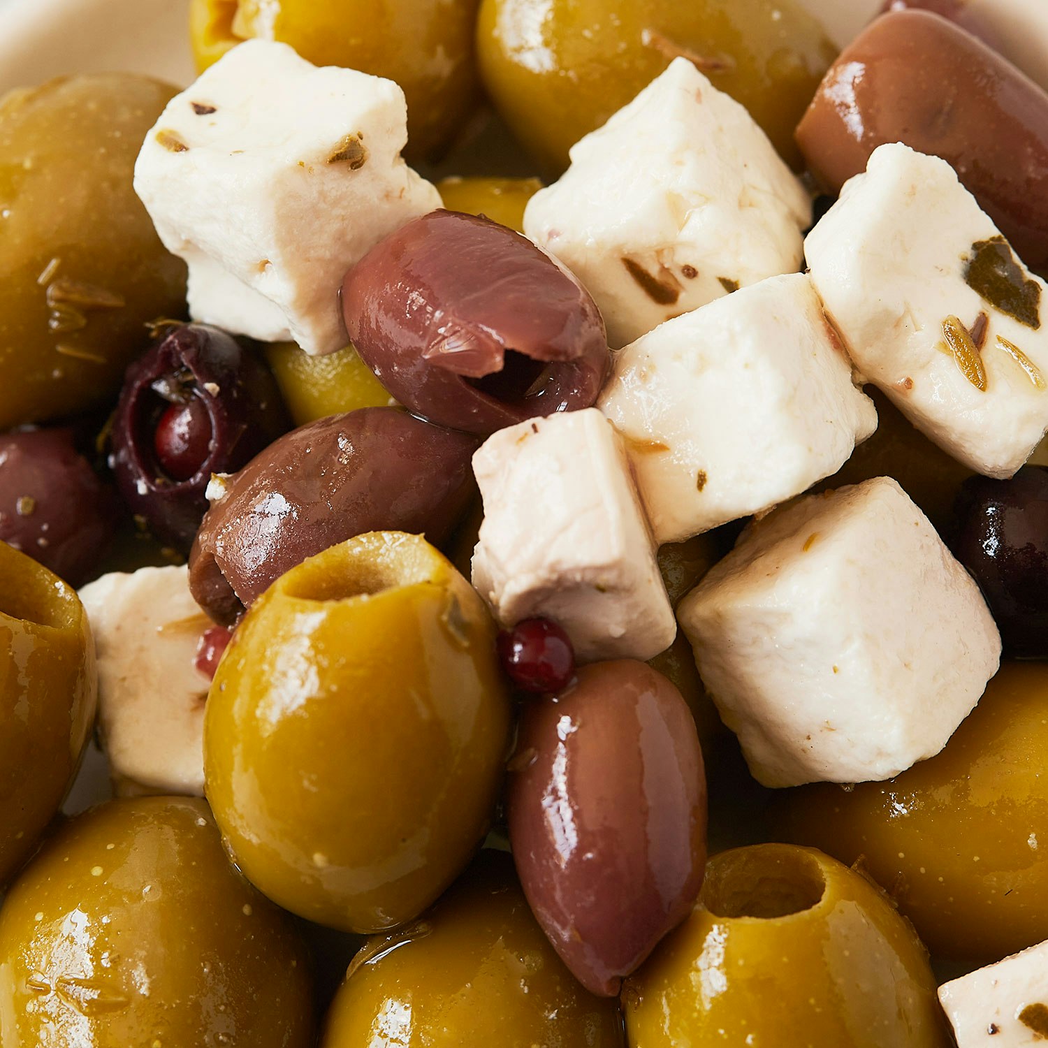 Murrays-Marinated-Feta-And-Greek-Olives-specialty-foods-127343-03