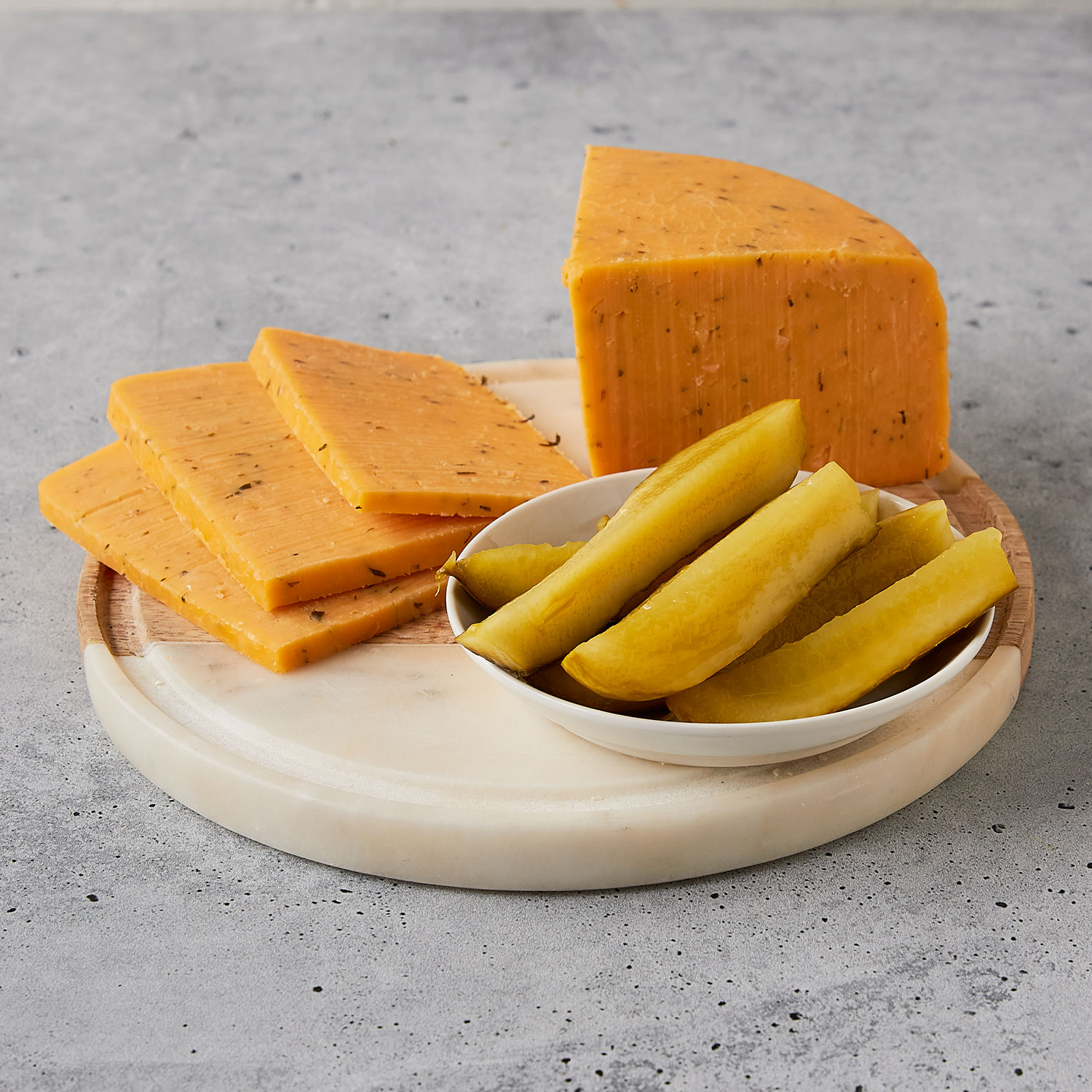 Cotswold a creamy, Double Gloucester cheese with onions and chives