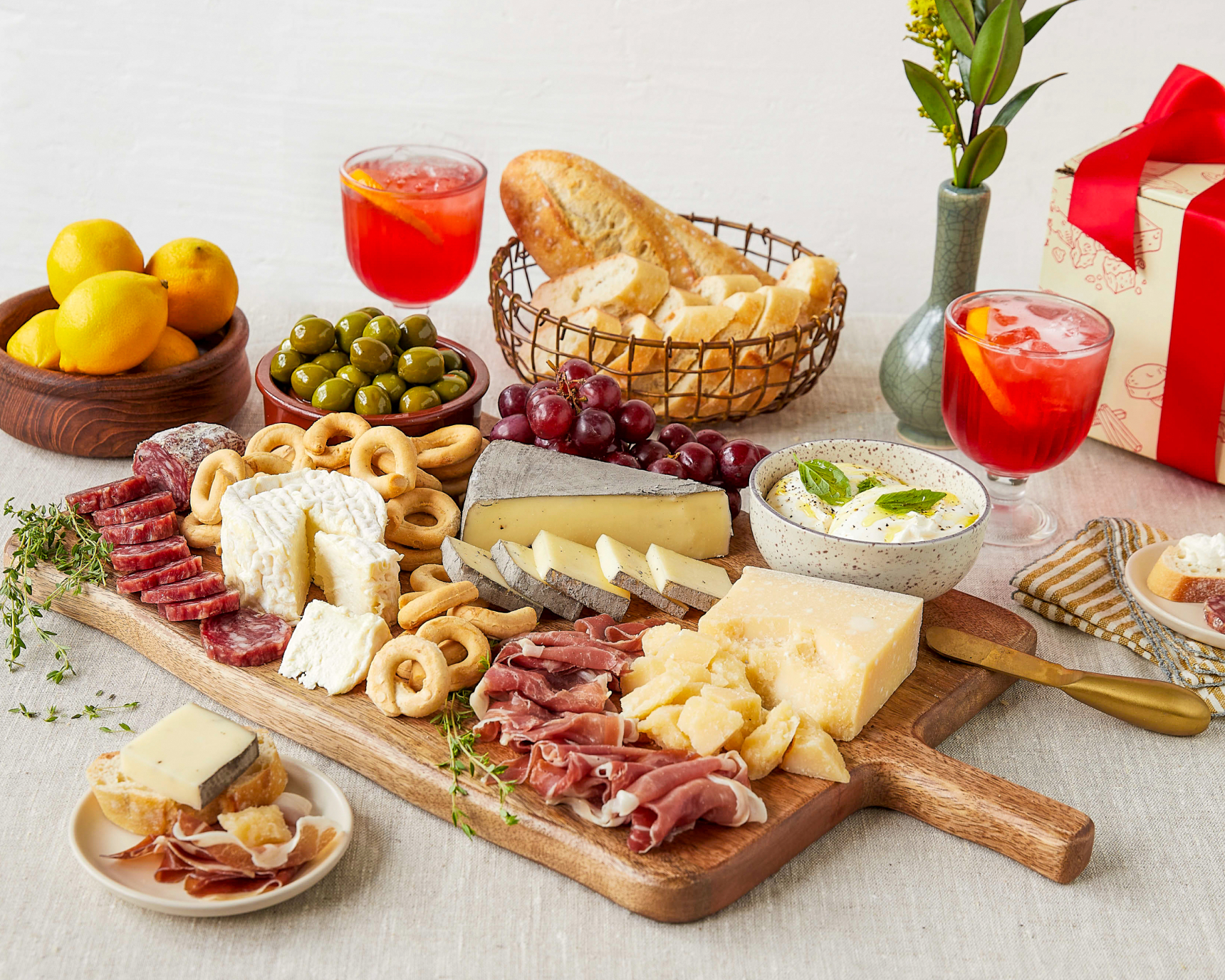 Murray's Cheese | Gourmet Cheeses \u0026 Meats, Cheese of the Month Clubs, image size:1720x1376