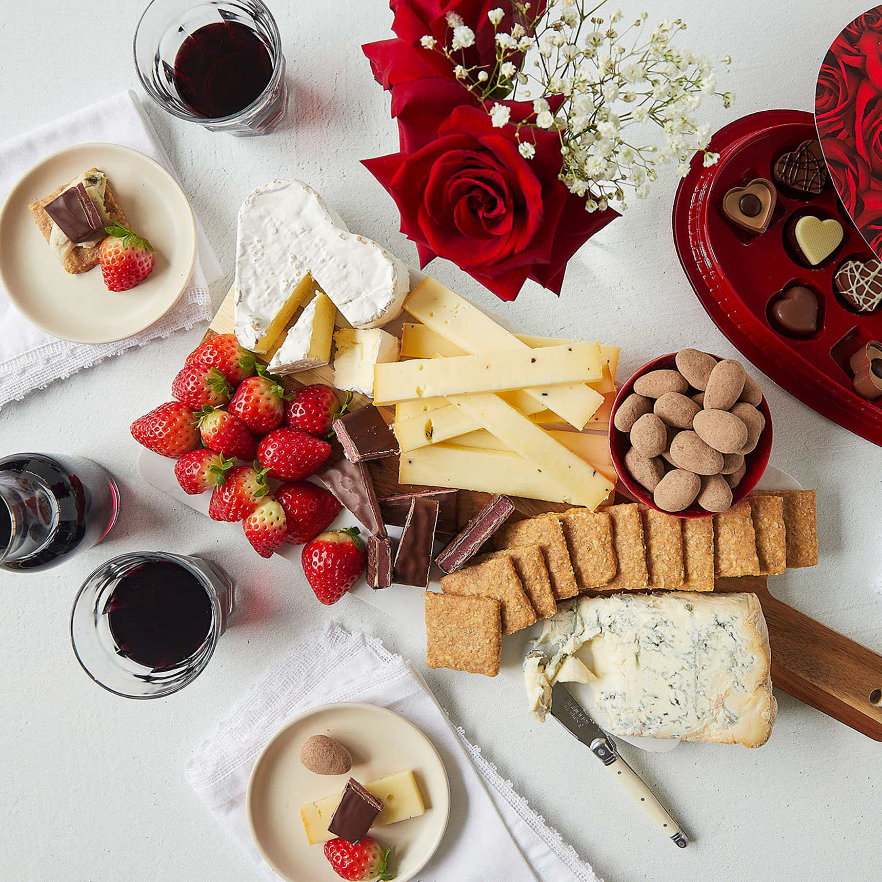 Valentine's Day Collection – cheeses and sweets to fall for