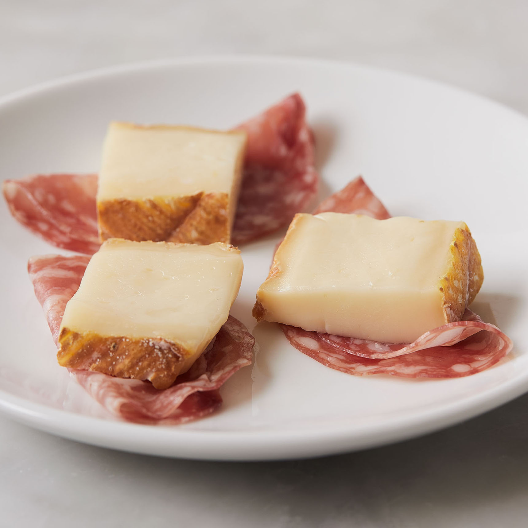 Maestri d’Italia Sliced Salame Rustico – classic Italian salami ...