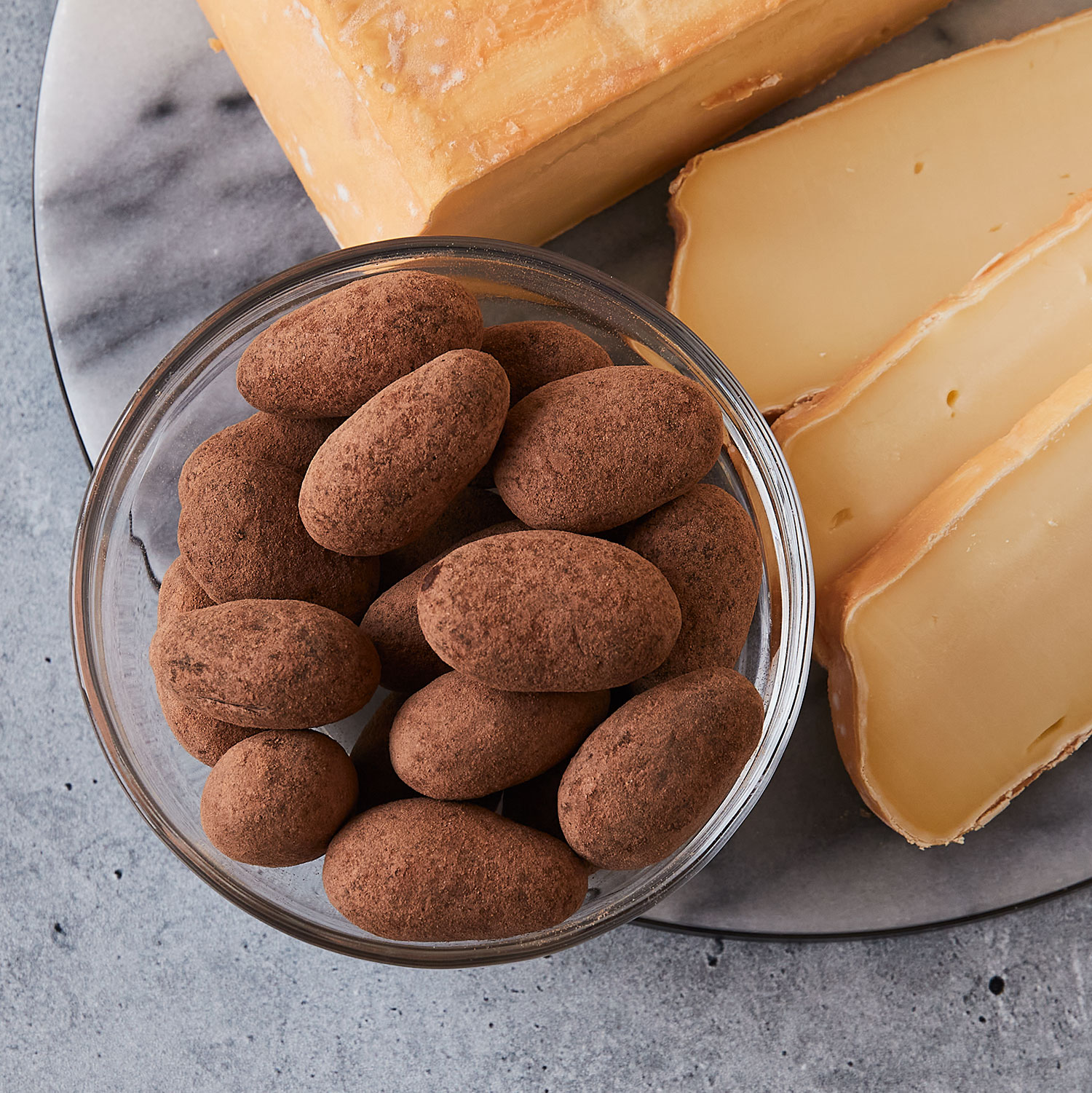 Mitica Piedras de Chocolate a cocoadusted chocolate covered almond