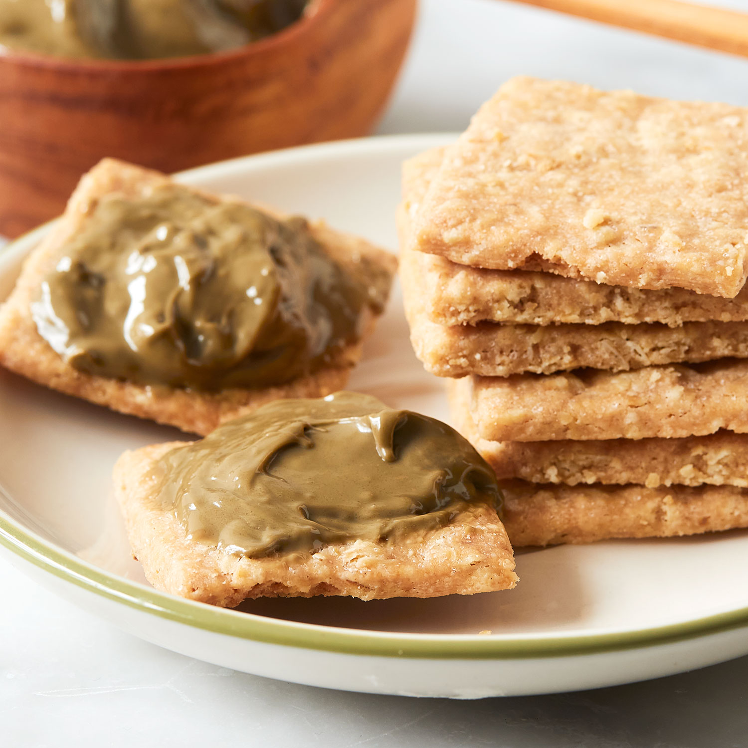 Pistachio Cream Spread a simple, sweet spread made from pistachios