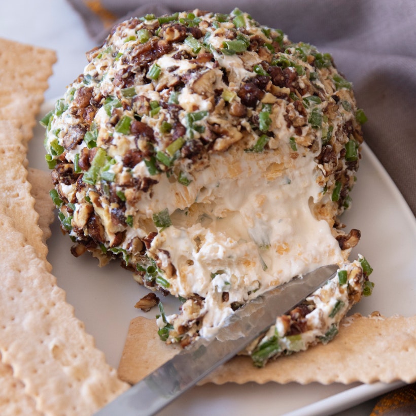 View item Crunchy Chive Cheese Ball